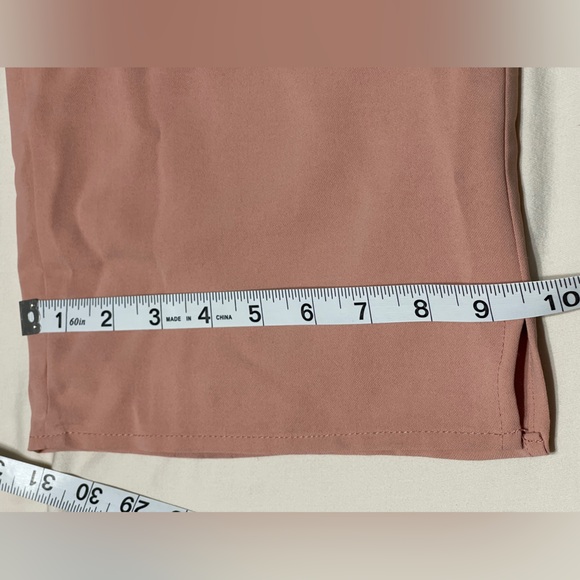 NWT LuLu’s Jumpsuit W/Belt  Sz L Fully Lined Short Sleeve V-Neck Dusty Pink Zip - Picture 9 of 12